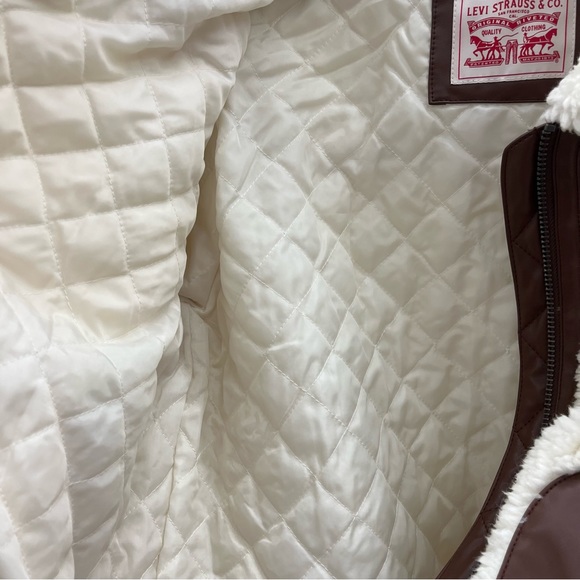 Levi’s Sherpa Moto Jacket - Picture 8 of 16